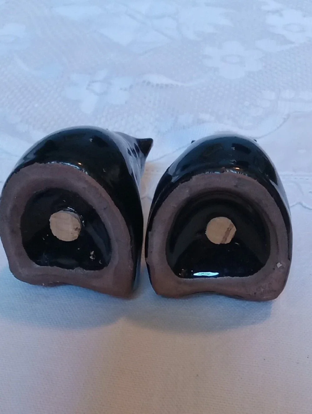 Ceramic Black Bear Salt & Pepper Shakers Novelty